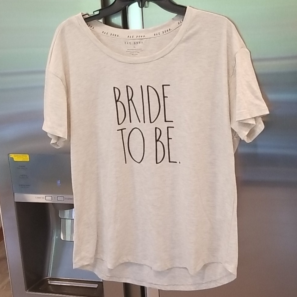 💕RAE DUNN💕 Bride to Be Short Sleeve T-Shirt XL